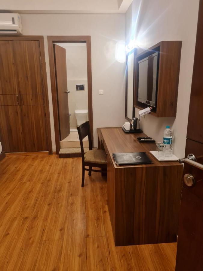 Hotel Lemon Park Haldwani Exterior photo